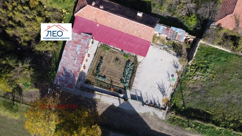 Продава КЪЩА, с. Ряховците, област Габрово, снимка 4 - Къщи - 52642025