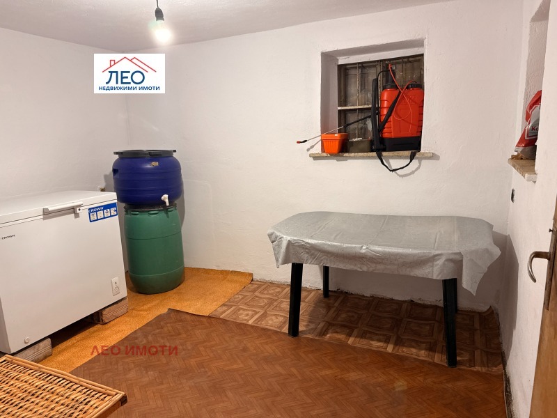 Продава КЪЩА, с. Ряховците, област Габрово, снимка 15 - Къщи - 52642025