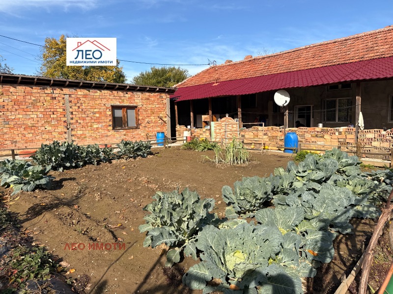 Продава КЪЩА, с. Ряховците, област Габрово