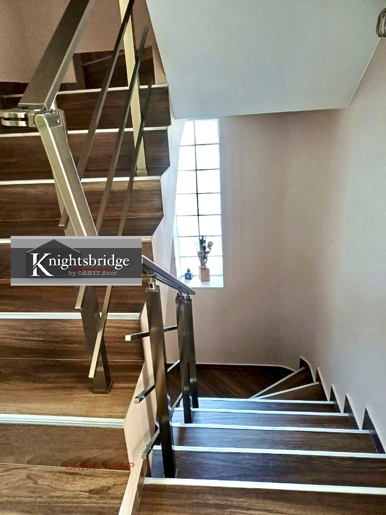 In vendita  Villa Sofia , Pancharevo , 260 mq | 79407950 - Immagine [5]