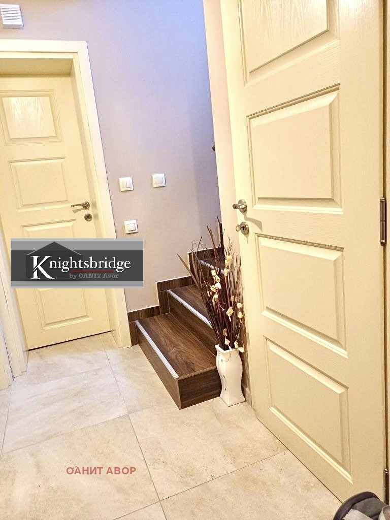 In vendita  Villa Sofia , Pancharevo , 260 mq | 79407950 - Immagine [4]