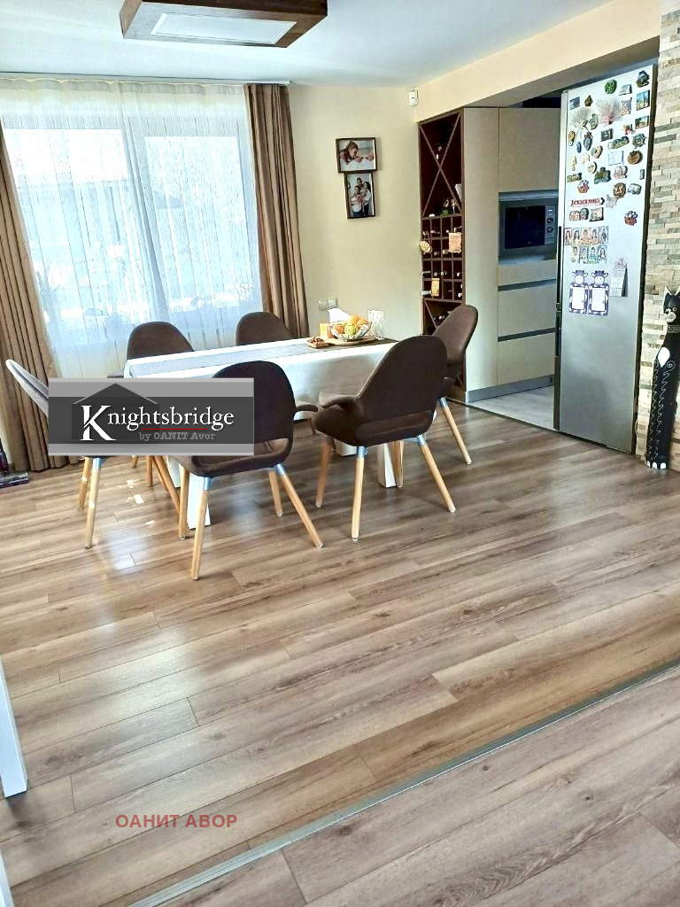 In vendita  Villa Sofia , Pancharevo , 260 mq | 79407950 - Immagine [13]