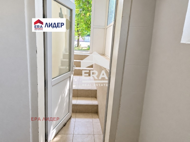 Продава МАГАЗИН, гр. Русе, Дружба 3, снимка 5 - Магазини - 55896397