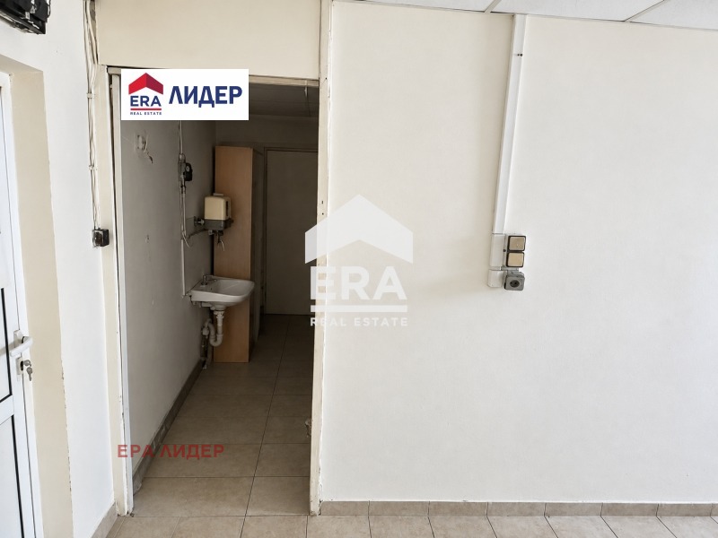 Продава МАГАЗИН, гр. Русе, Дружба 3, снимка 6 - Магазини - 55896397