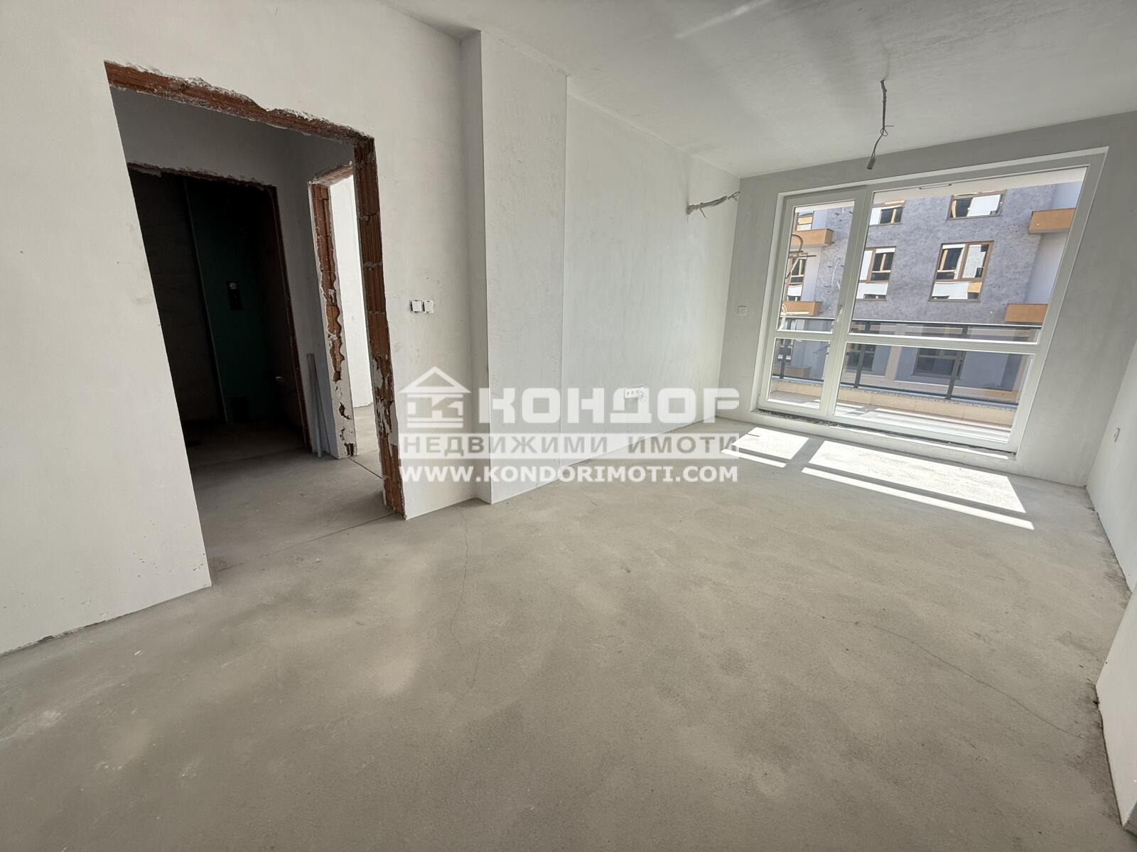 Продава 3-СТАЕН, гр. Пловдив, Младежки Хълм, снимка 2 - Апартаменти - 49953487