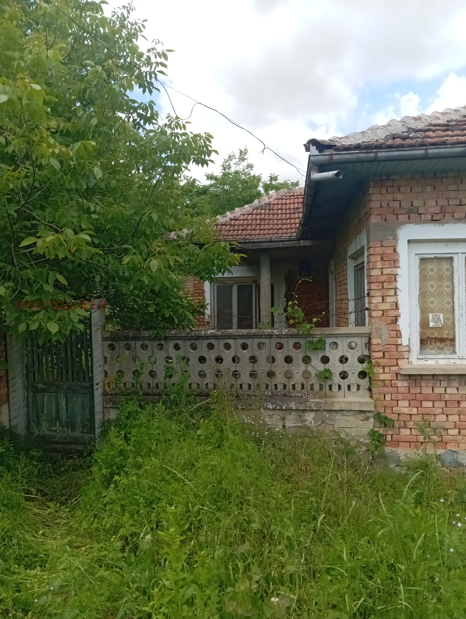 Продава КЪЩА, с. Кесарево, област Велико Търново