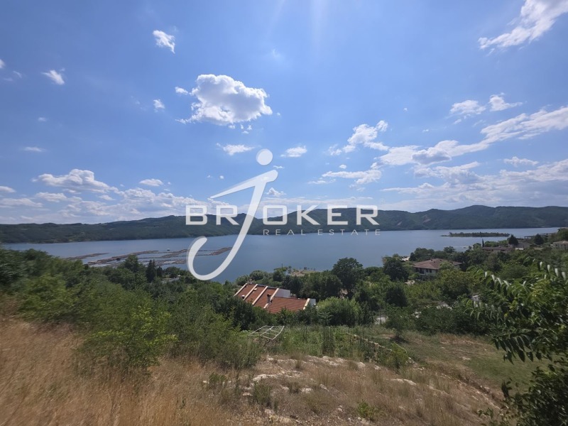 Продава ПАРЦЕЛ в област Кърджали, с. Главатарци - 6541 кв.м / 654 100 € » 1 279 308.40 лв., БРОКЕР ЖОКЕР