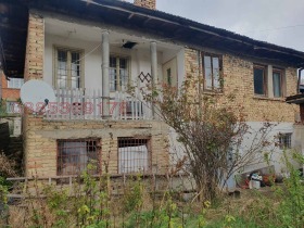 Hus Kotel, region Sliven