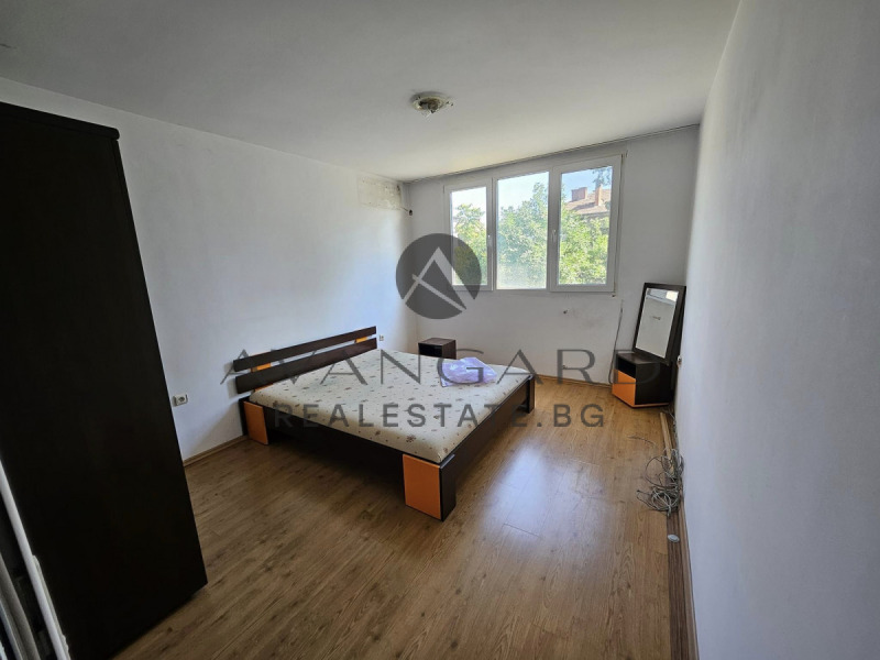 En venta  1 dormitorio Plovdiv , Karshiyaka , 57 metros cuadrados | 87720502 - imagen [7]