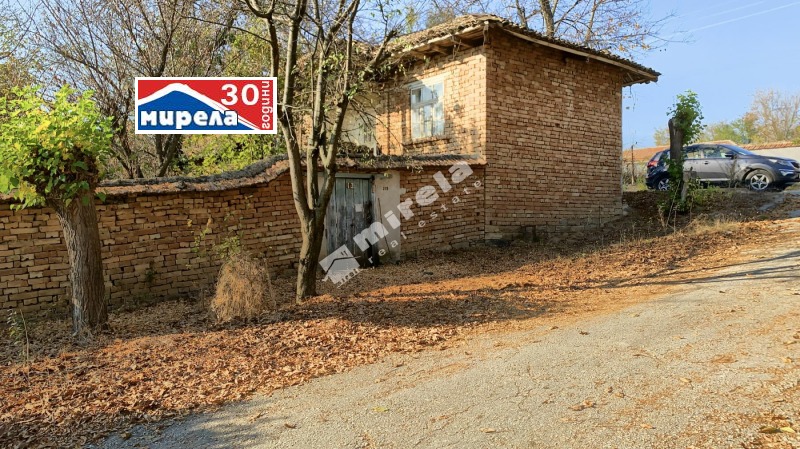 Продава  Къща област Велико Търново , с. Масларево , 150 кв.м | 62271502