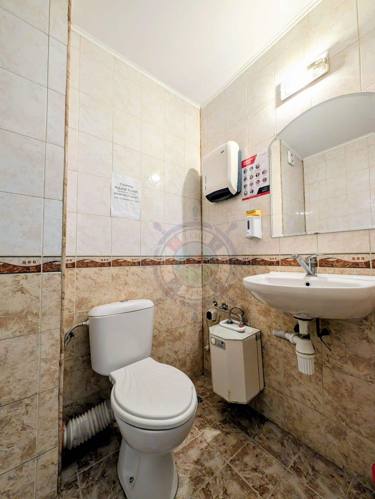 Продава ОФИС, гр. Варна, Център, снимка 4 - Офиси - 54549974