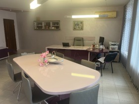 Büro Zentar, Plowdiw