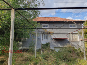 КЪЩА, 75 m2