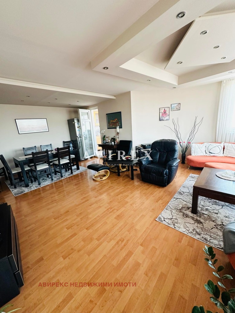 À venda  2 quartos Plovdiv , Kiutchuk Parij , 113 m² | 71130886 - imagem [4]