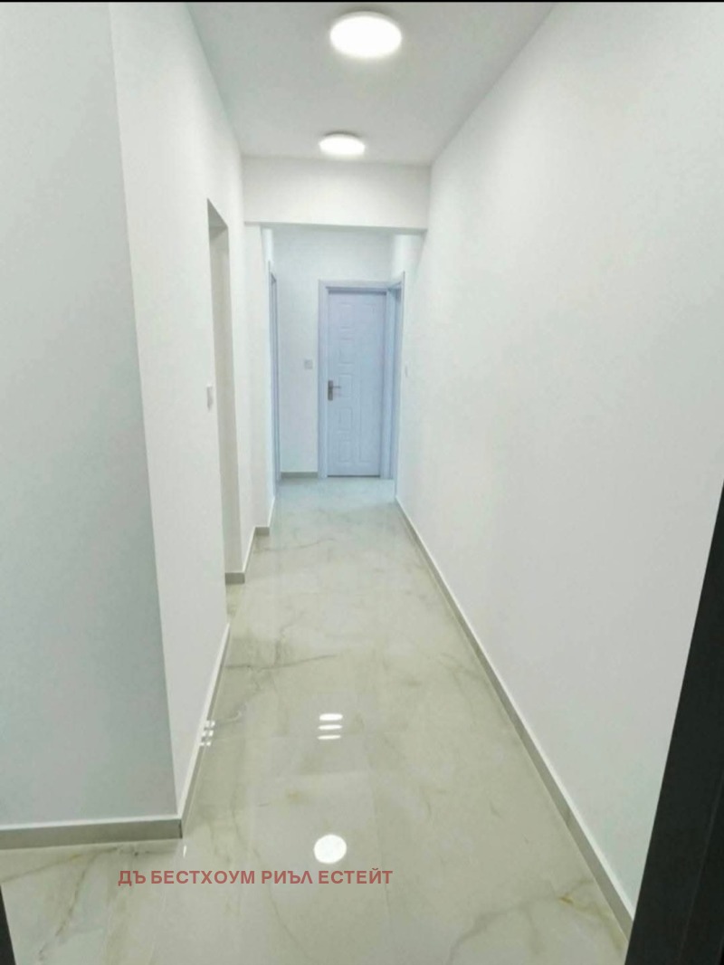 Продава 3-СТАЕН, гр. Варна, Възраждане 1, снимка 2 - Апартаменти - 53290124