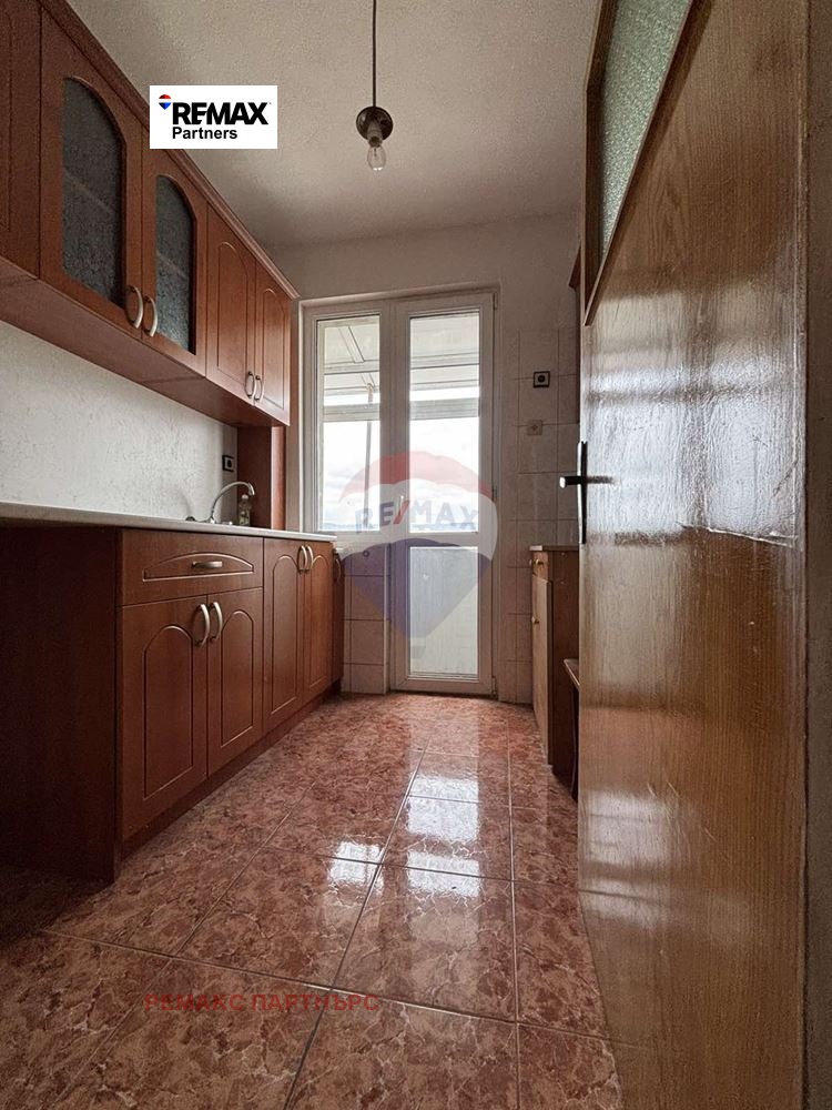 Продава 3-СТАЕН, гр. Варна, Окръжна болница-Генерали, снимка 4 - Апартаменти - 53927172