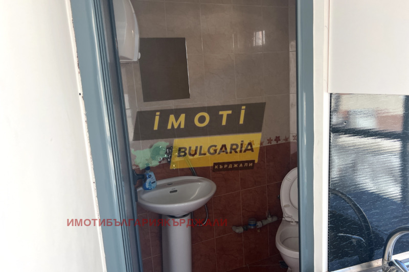 Til salg  Kontor Kardzhali , Tsentar , 76 kvm | 41389921 - billede [4]
