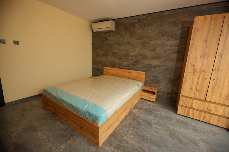 Продава КЪЩА, гр. Балчик, област Добрич, снимка 11 - Къщи - 52140740