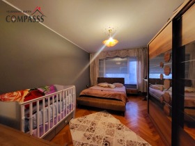 2 Schlafzimmer Hristo Botew, Dobritsch 8