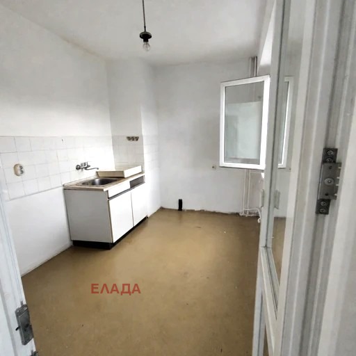 Продава 1-СТАЕН, гр. София, Люлин 6, снимка 4 - Апартаменти - 54490181