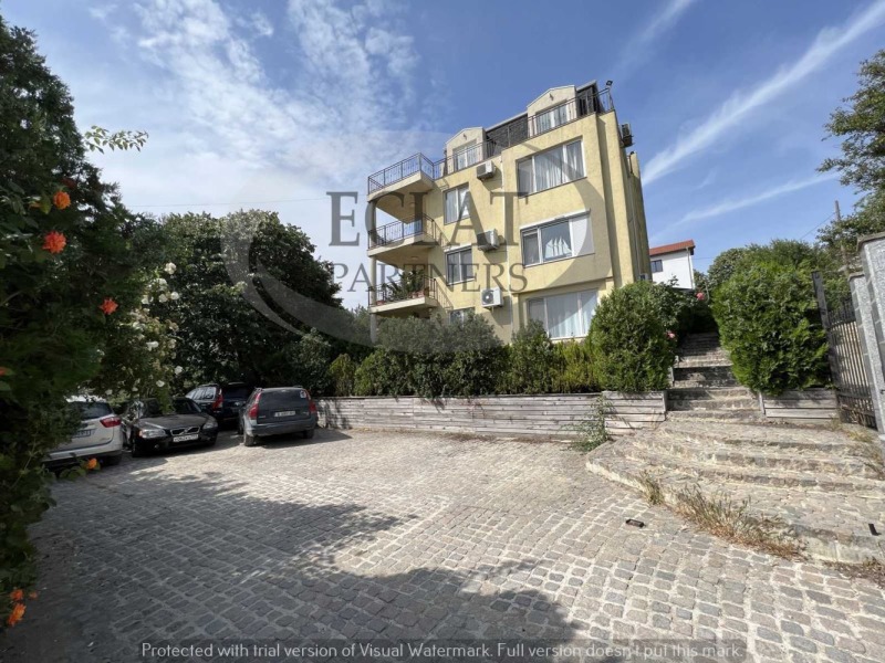 En venta  3 dormitorios Varna , k.k. Sv.Sv. Konstantin i Elena , 125 metros cuadrados | 52539469 - imagen [10]