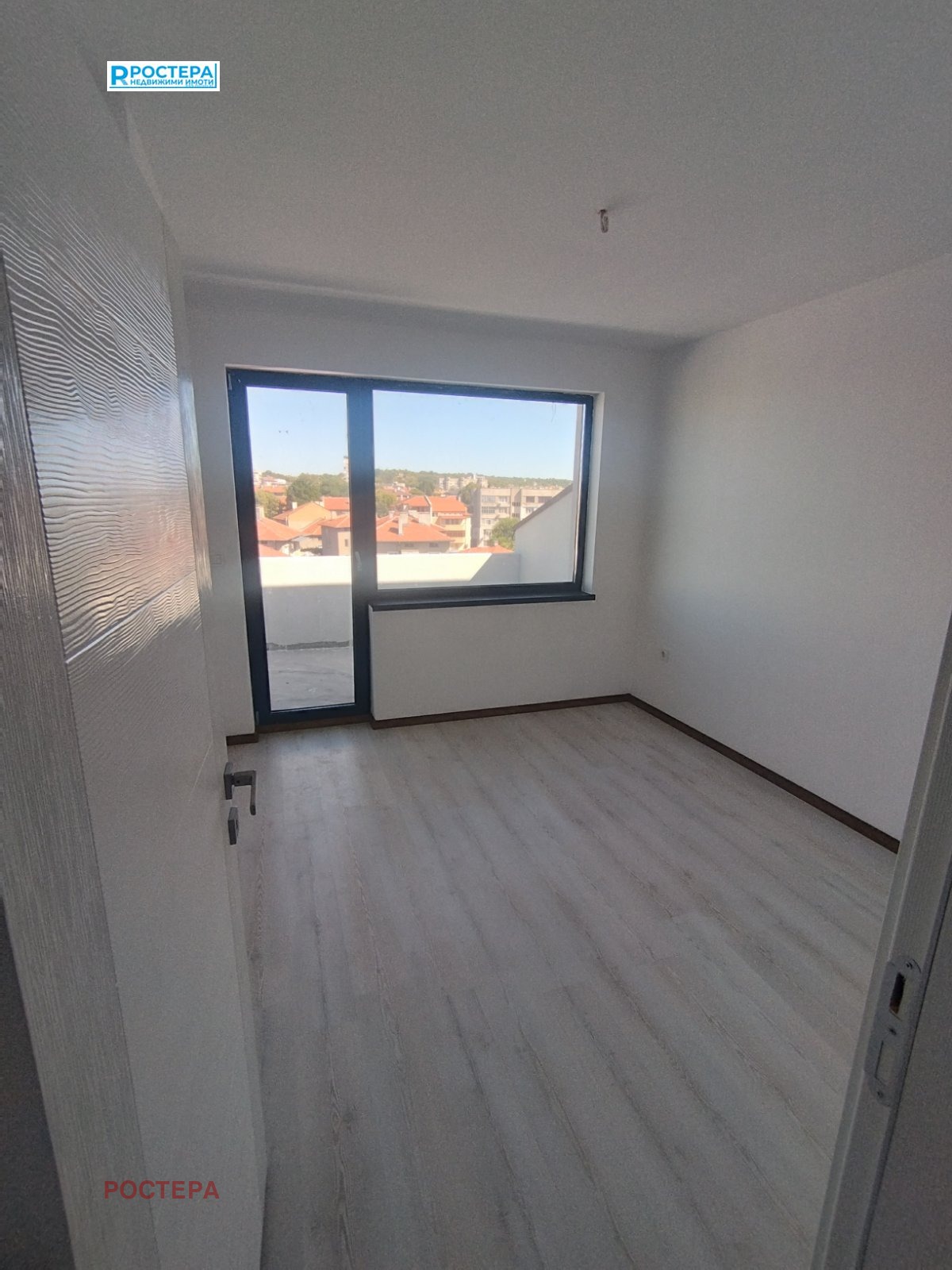 Продава 2-СТАЕН, гр. Търговище, Център, снимка 5 - Апартаменти - 56028405