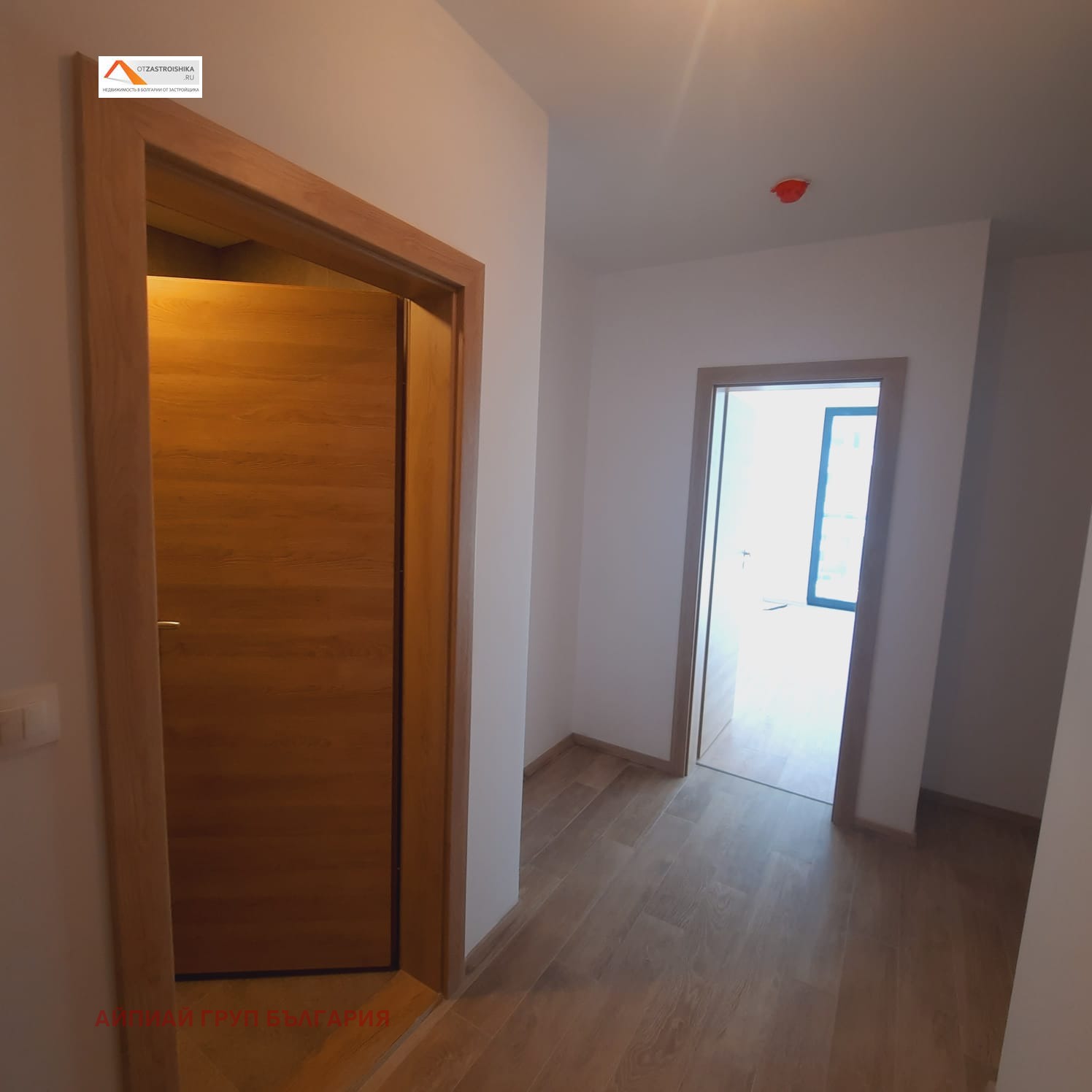 Продава 3-СТАЕН, гр. Варна, к.к. Св.Св. Константин и Елена, снимка 2 - Апартаменти - 49260947
