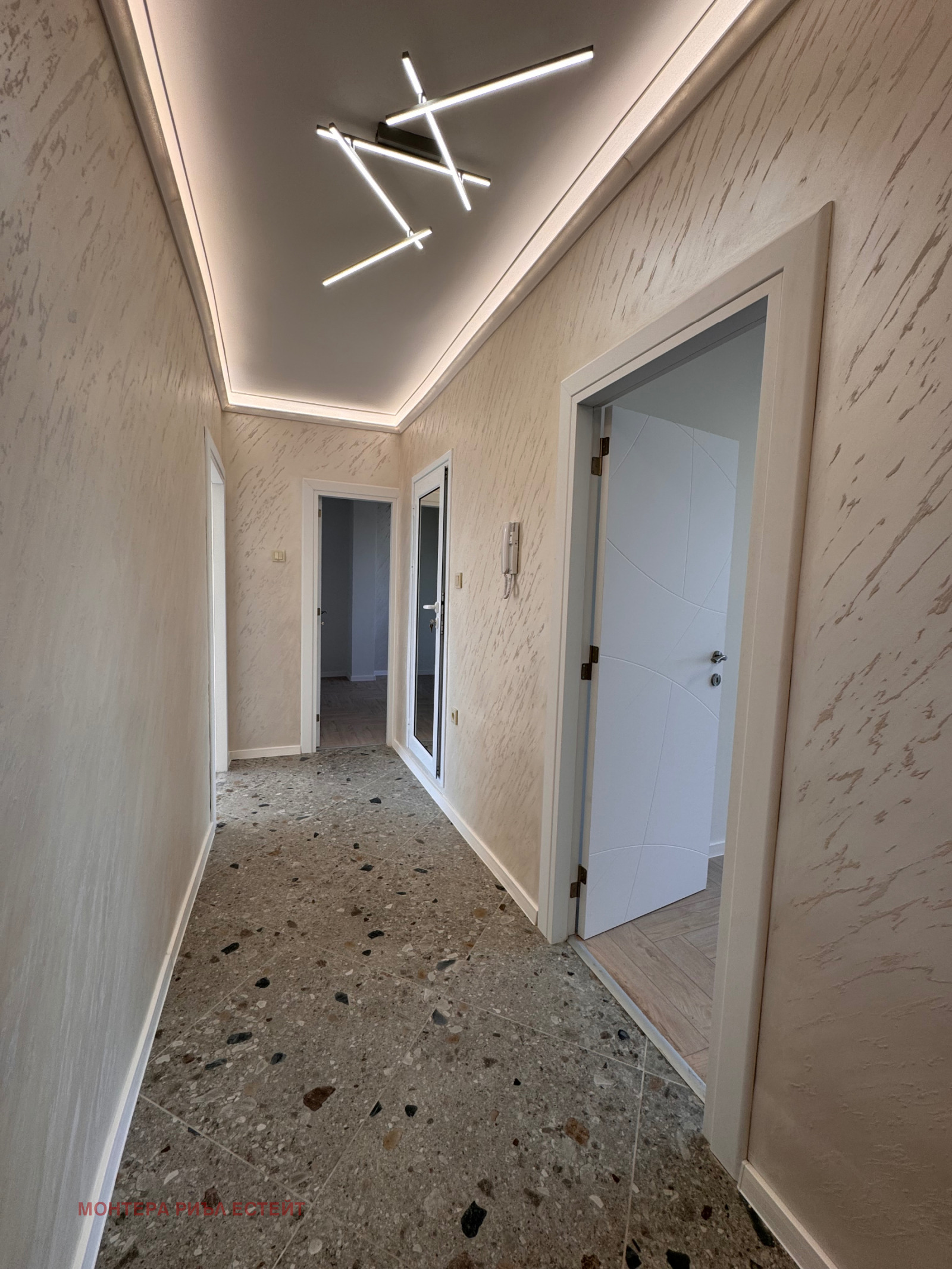 Продава 3-СТАЕН, гр. Варна, Гранд Мол, снимка 14 - Апартаменти - 55883662