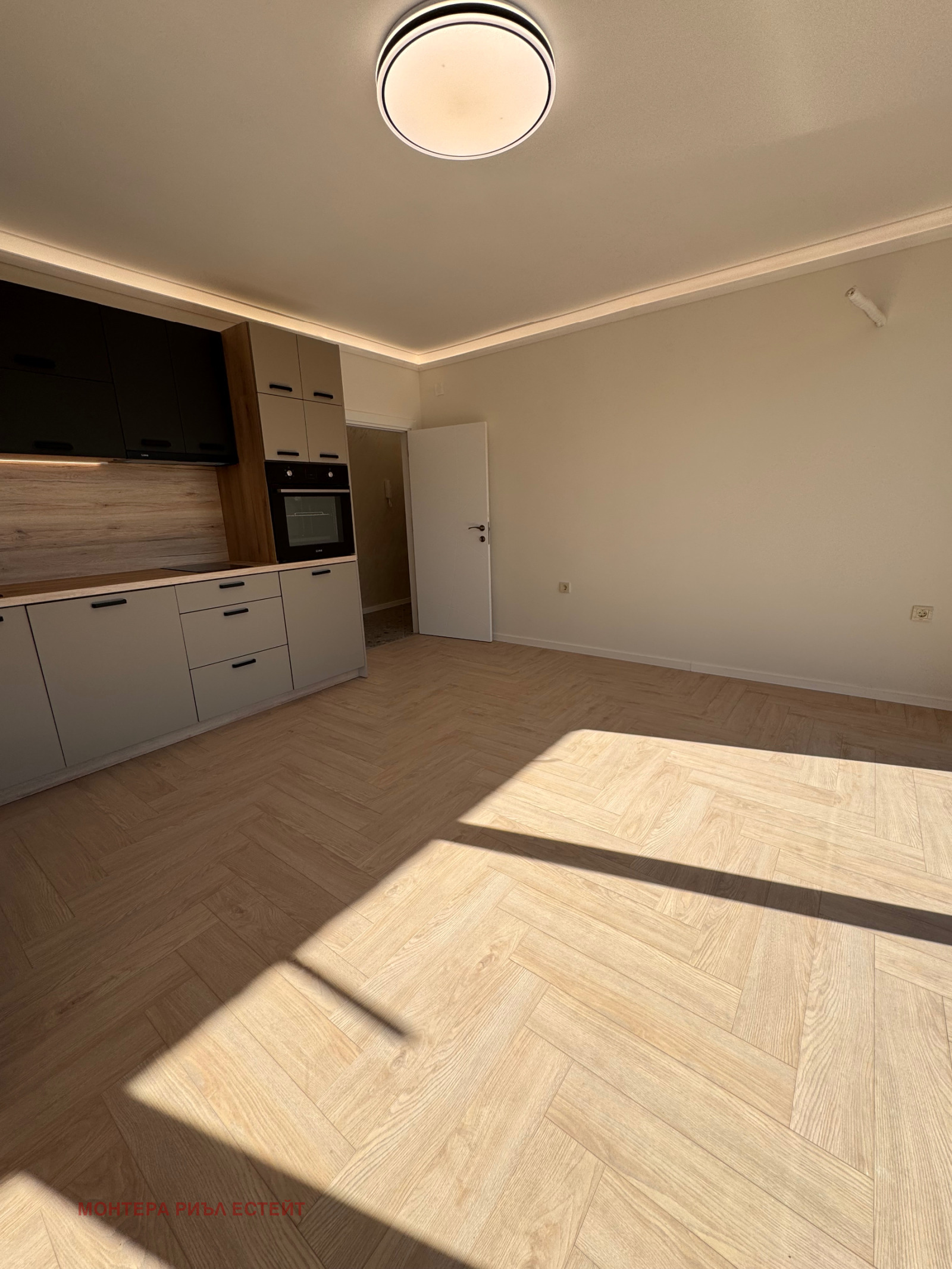 Продава 3-СТАЕН, гр. Варна, Гранд Мол, снимка 3 - Апартаменти - 55883662
