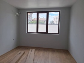 1 Schlafzimmer Zentar, Pazardschik 5