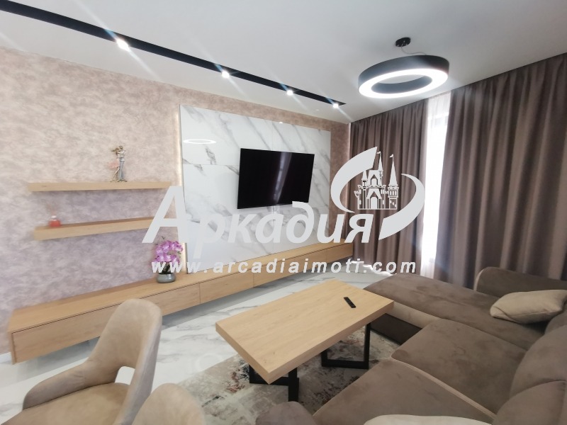 Продава  2-стаен, град Пловдив, Център •  155 000 EUR • ID 37415951 — holmes.bg - [1] 