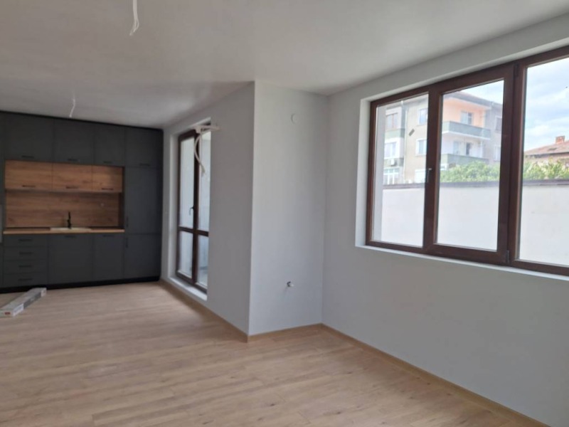 En venta  1 dormitorio Pazardzhik , Tsentar , 73 metros cuadrados | 55231632 - imagen [2]