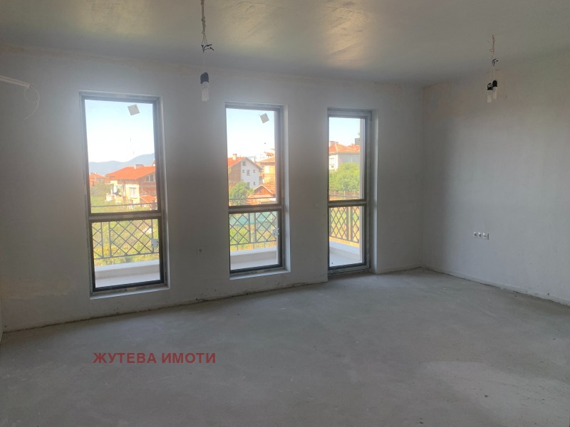 Продава  4-стаен област Пловдив , гр. Карлово , 119 кв.м | 74452419 - изображение [7]