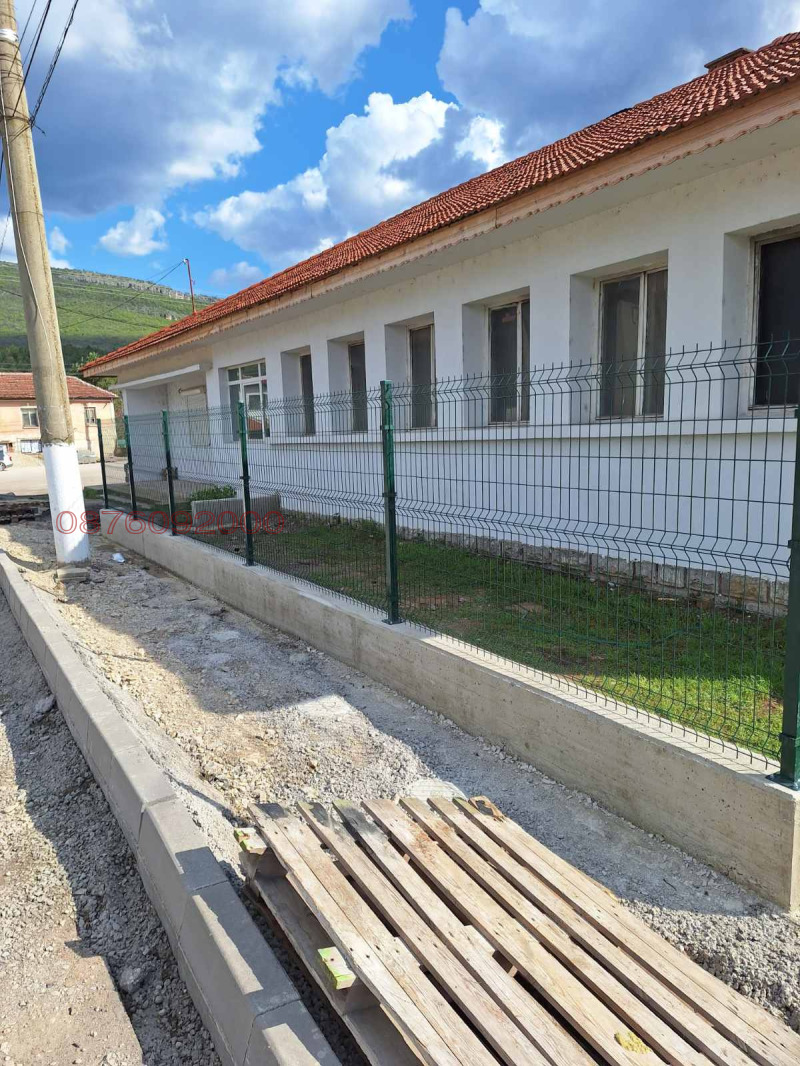 Продава КЪЩА, с. Николово, област Монтана