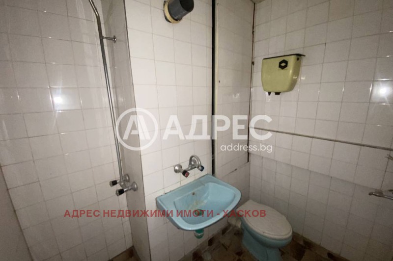 Продава  1-стаен град Хасково , Любен Каравелов , 42 кв.м | 90703681 - изображение [11]