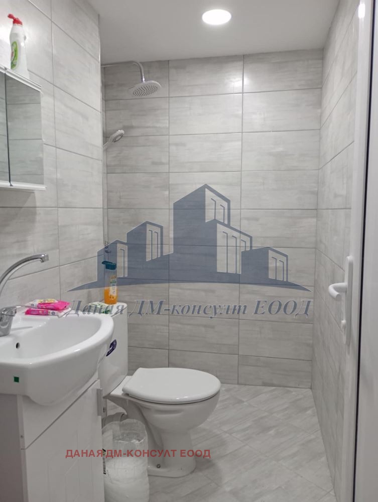 De vânzare  1 dormitor Șumen , Traciia , 62 mp | 95183199 - imagine [2]