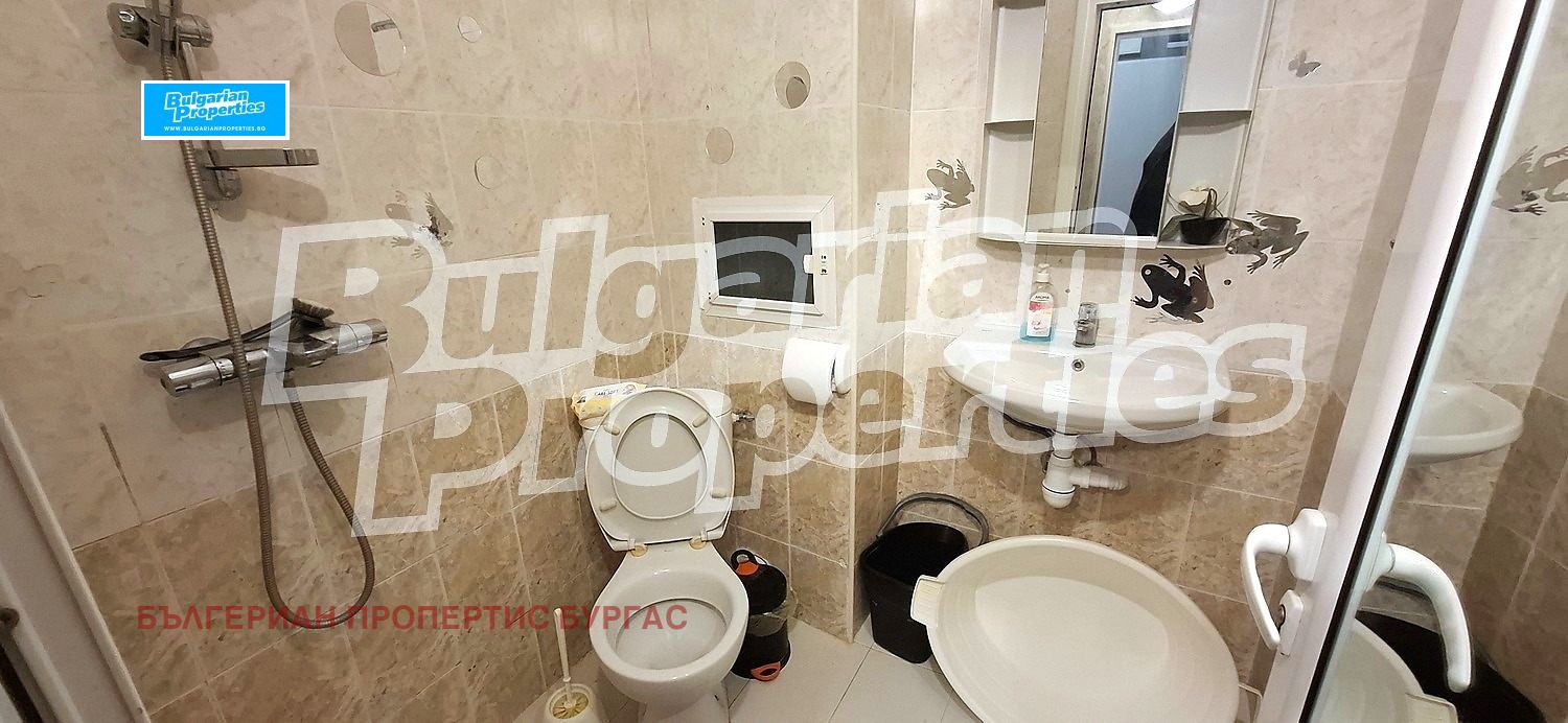 Продава 4-СТАЕН, гр. Бургас, Възраждане, снимка 13 - Апартаменти - 54998158