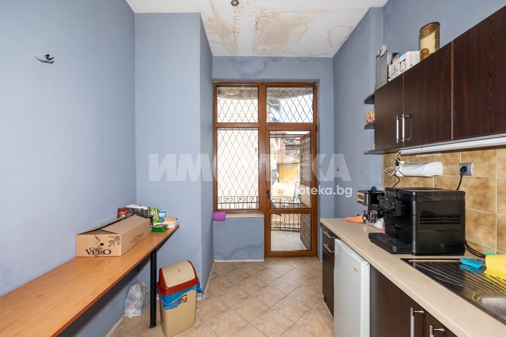 Продава МНОГОСТАЕН, гр. Пловдив, Център, снимка 11 - Апартаменти - 55889475