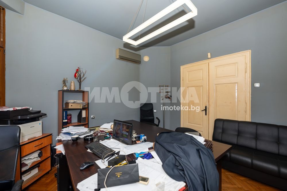 Продава МНОГОСТАЕН, гр. Пловдив, Център, снимка 2 - Апартаменти - 55889475