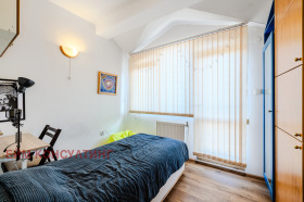 3 bedroom Lozenets, Sofia 9