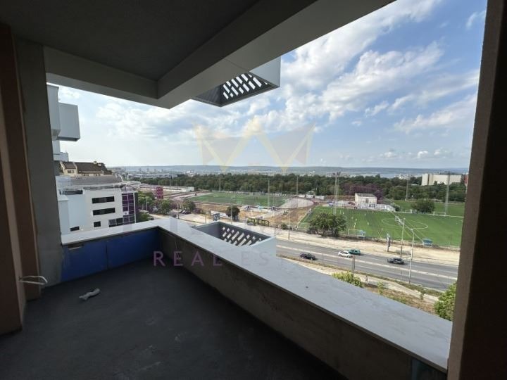 En venta  2 dormitorios Varna , Pobeda , 98 metros cuadrados | 57414646 - imagen [6]