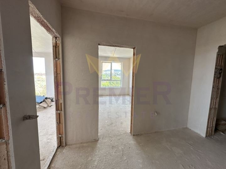 En venta  2 dormitorios Varna , Pobeda , 98 metros cuadrados | 57414646 - imagen [2]