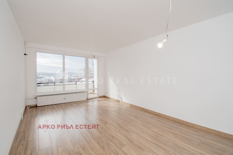 Продава 3-СТАЕН, гр. София, Толстой, снимка 2 - Апартаменти - 53505856