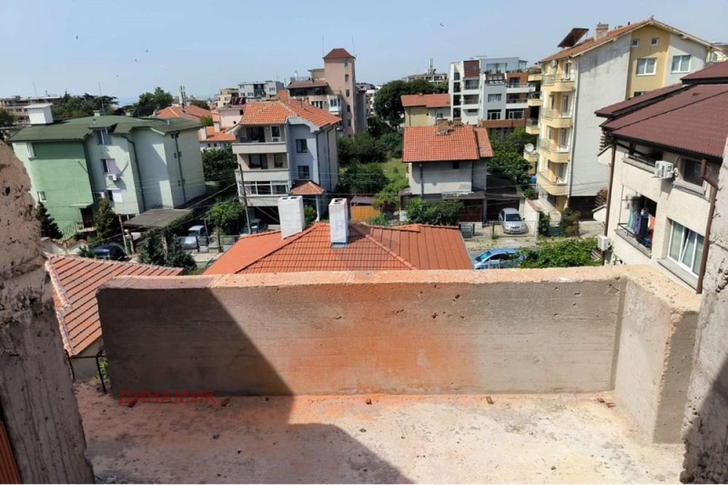 À venda  Mais de 3 quartos Burgas , Sarafovo , 125 m² | 54661099 - imagem [7]