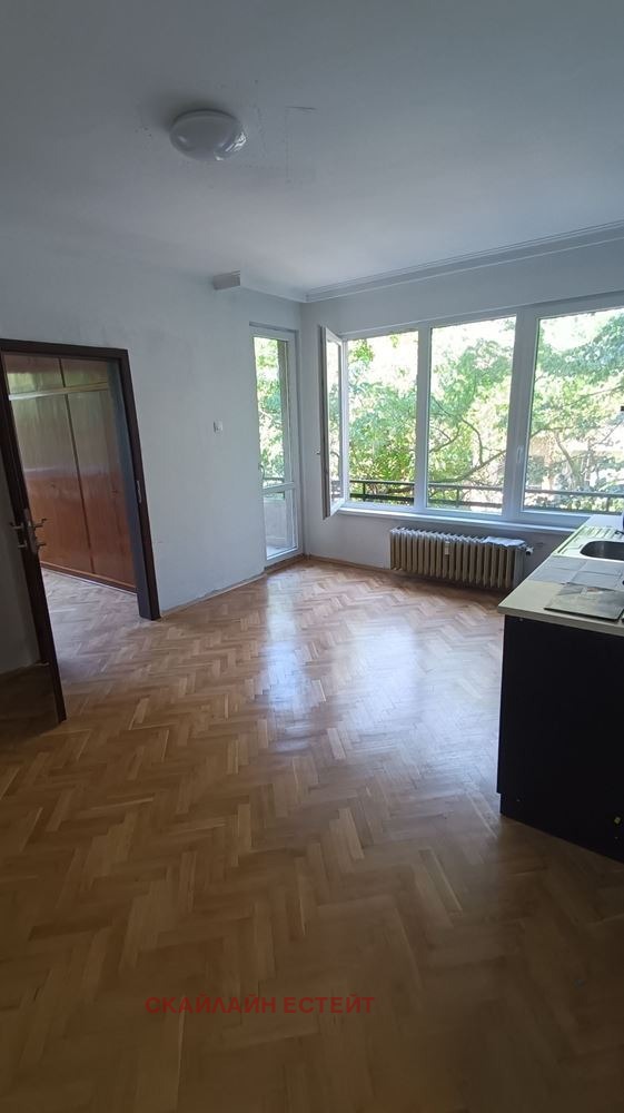 Продава 4-СТАЕН, гр. София, Медицинска академия, снимка 5 - Апартаменти - 54122342