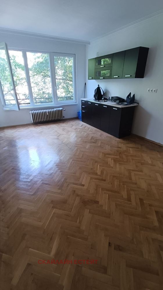 Продава 4-СТАЕН, гр. София, Медицинска академия, снимка 6 - Апартаменти - 54122342