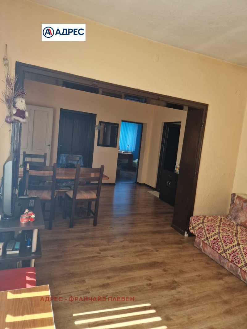 Продава КЪЩА, гр. Славяново, област Плевен, снимка 5 - Къщи - 52599884