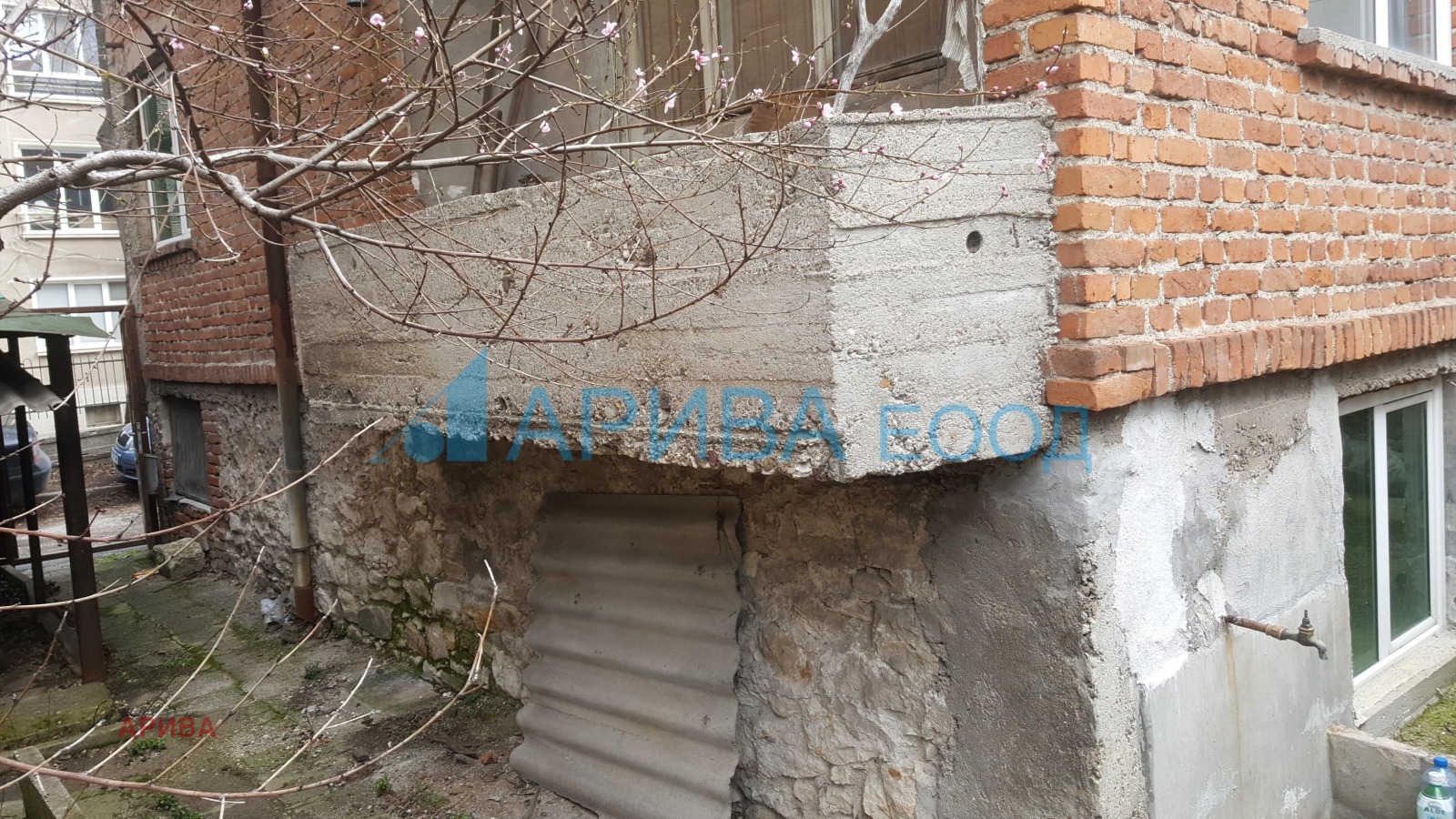 Продава КЪЩА, гр. Хасково, Център, снимка 2 - Къщи - 55578897