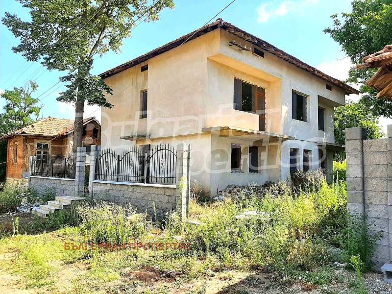 Продава КЪЩА в област Велико Търново, с. Камен - 200 кв.м / 80 000 € » 156 466.40 лв., БЪЛГЕРИАН ПРОПЕРТИС