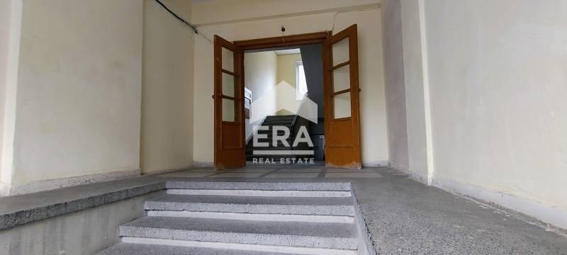 Продава 2-СТАЕН, гр. Кърджали, Център, снимка 2 - Апартаменти - 53440043